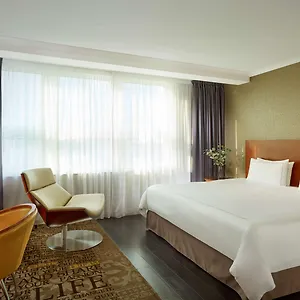 4* Szálloda Park Plaza